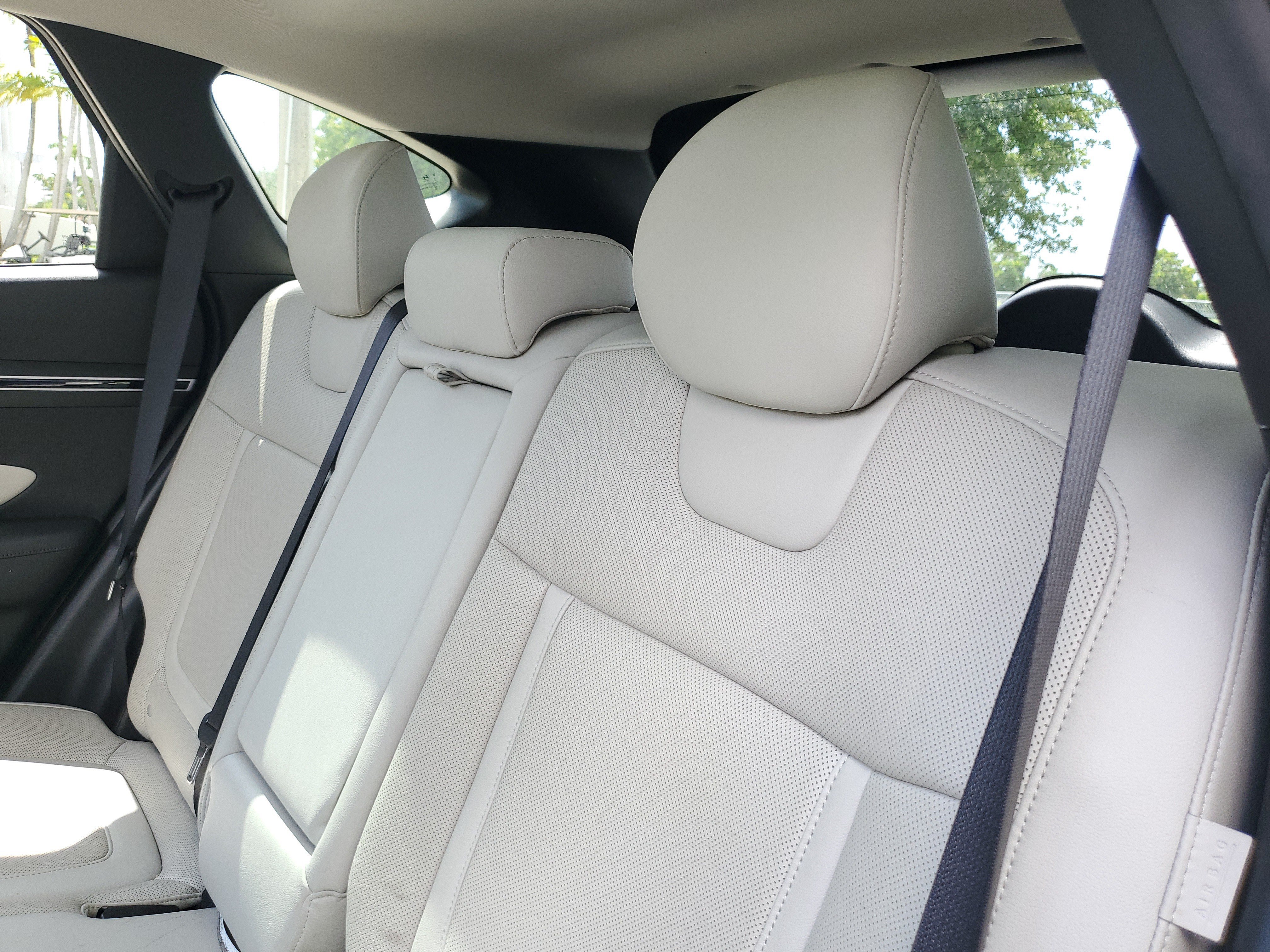 Used 2024 Hampton Gray Hyundai Limited image 11