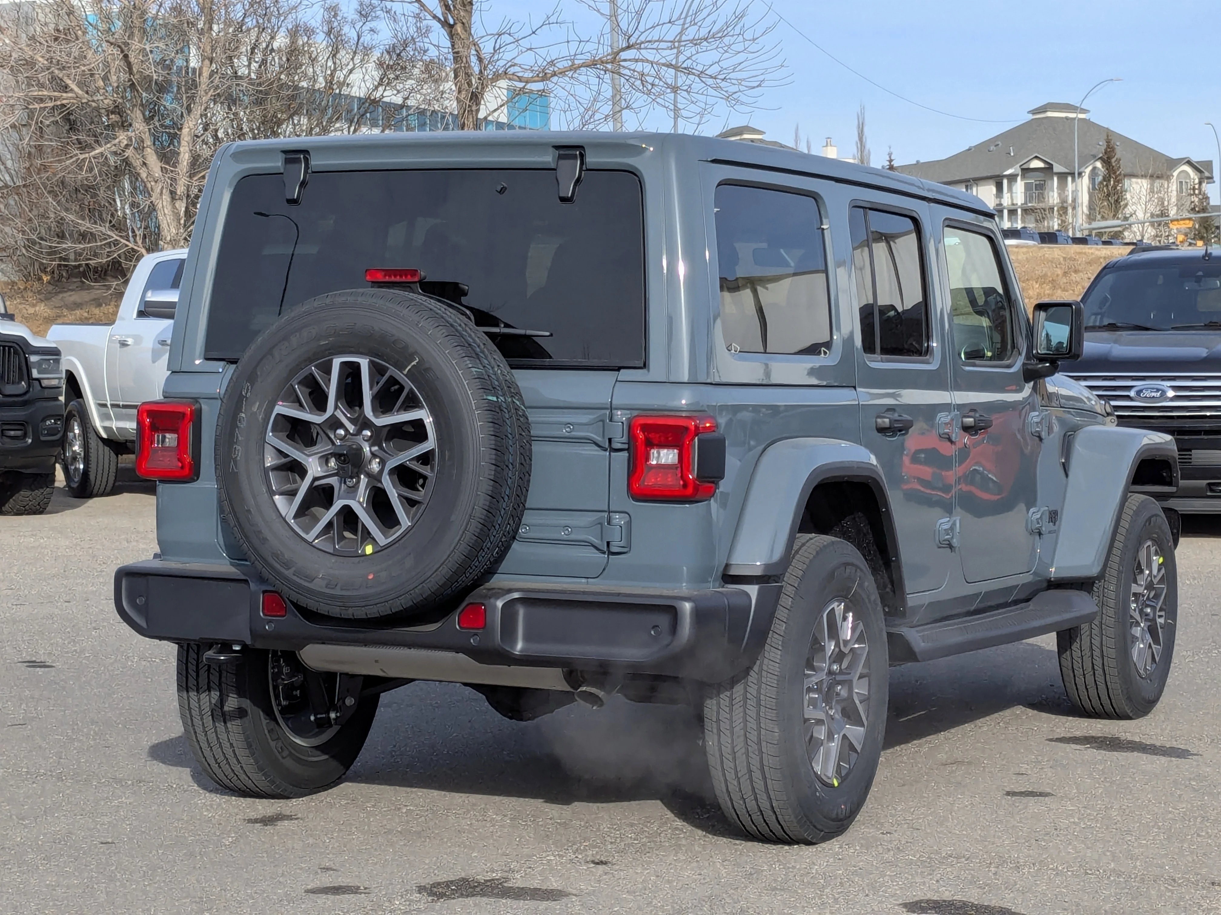 New 2026 Dark blue Jeep Sahara - - McKinley Leather - Body-Color Top - Alpine Audio - Remote Start & tons more! image 8