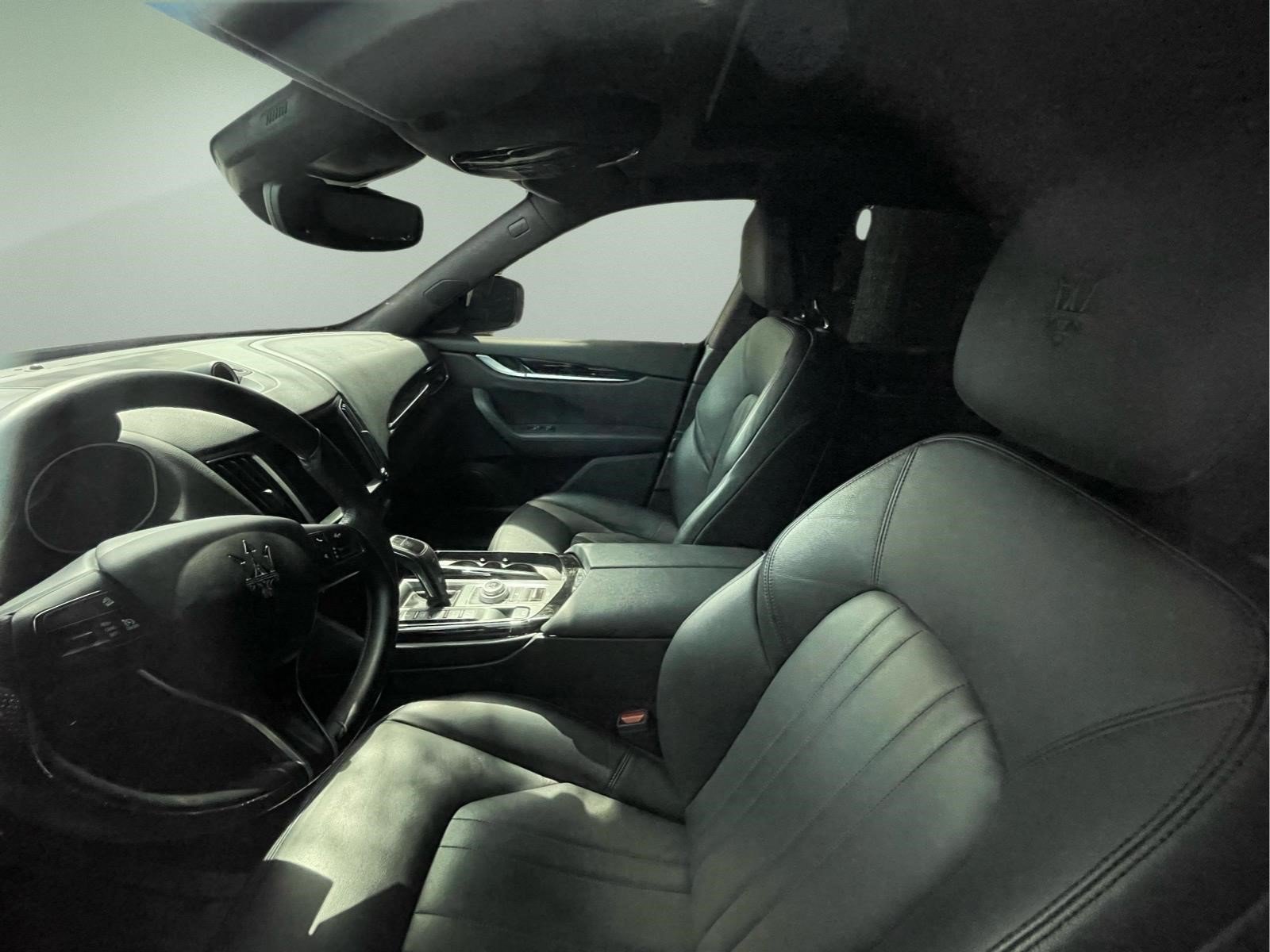 Used 2020  Maserati Base image 24