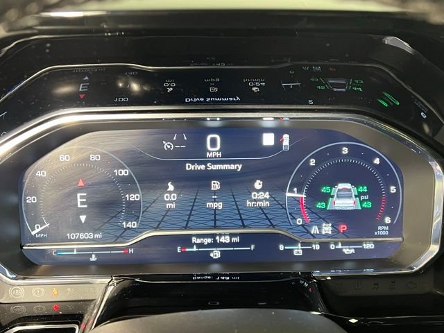 Used 2023 Silver GMC Elevation image 20