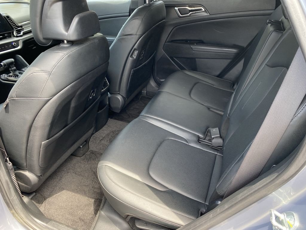 Used 2024 Everlasting Silver Kia EX image 27