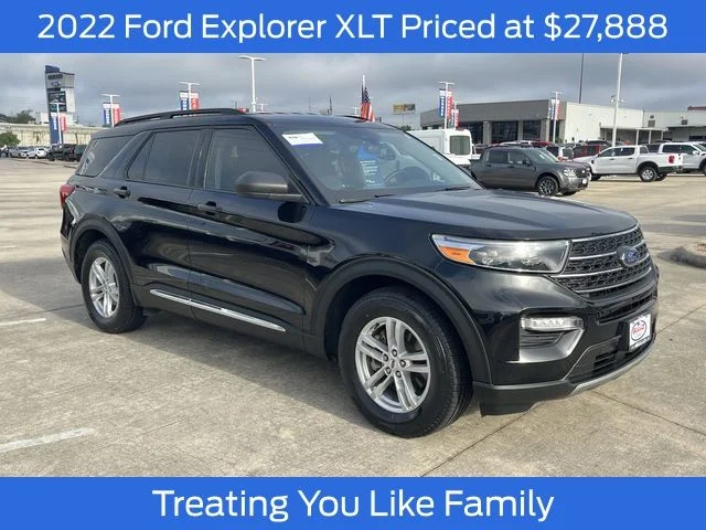 2022 Ford Explorer XLT RWD's photo