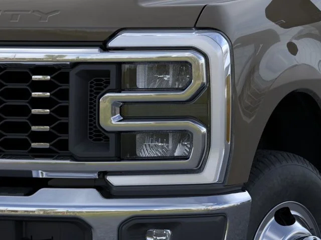 New 2026 Marsh Gray Ford Lariat image 19