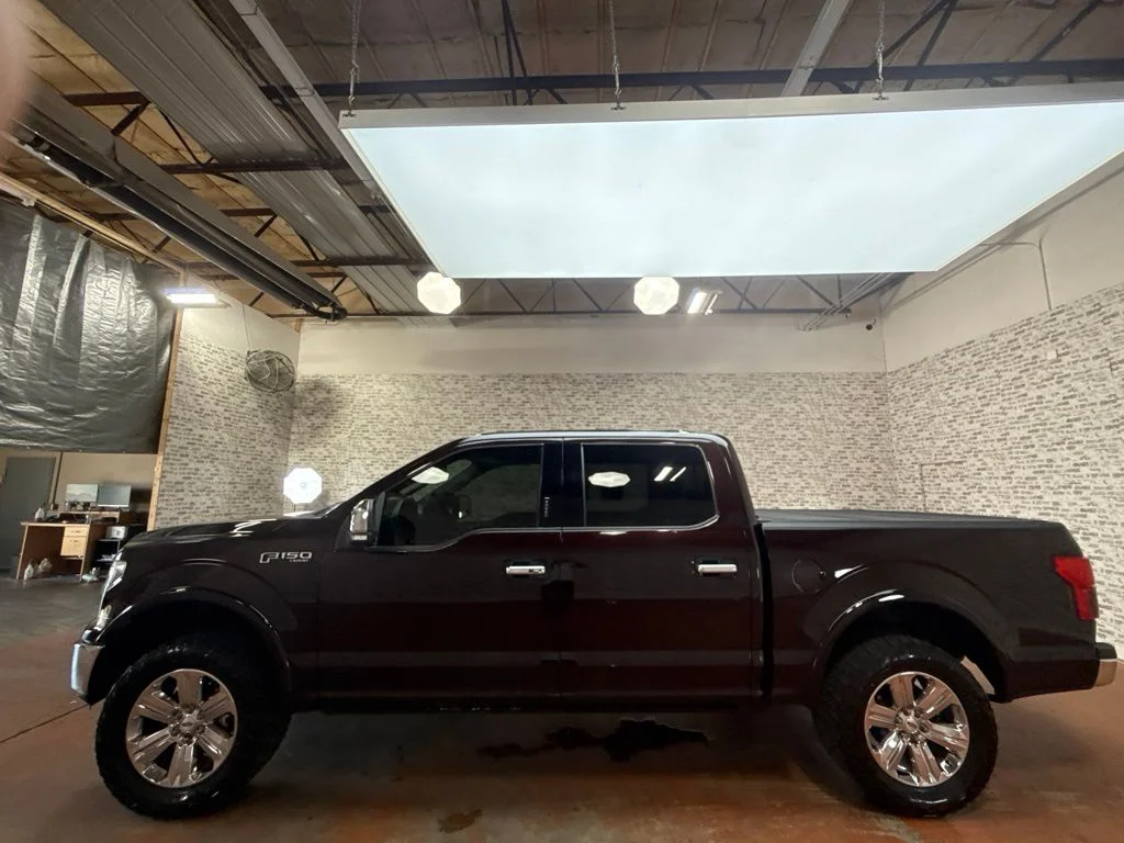 Used 2018 Magma Red Metallic Ford Lariat image 4