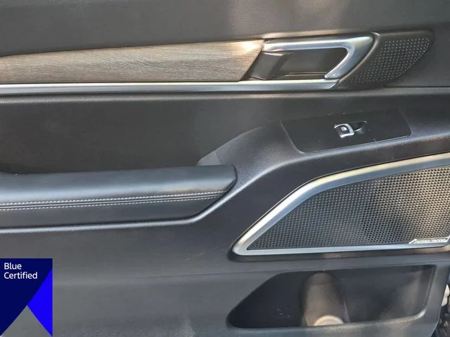 Used 2020 Silver Kia SX image 30