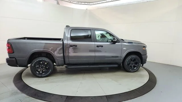 New 2026 Granite Crystal Metallic Clear-Coat Exterior Paint RAM Big Horn/Lone Star image 11