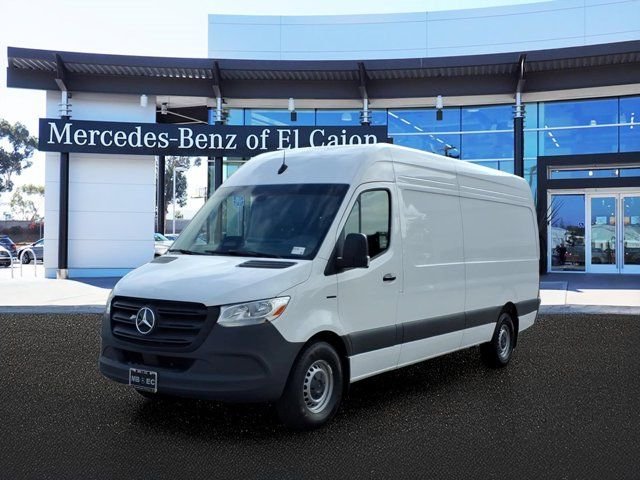 2025 Mercedes-Benz eSprinter Cargo Van Cargo 170 WB