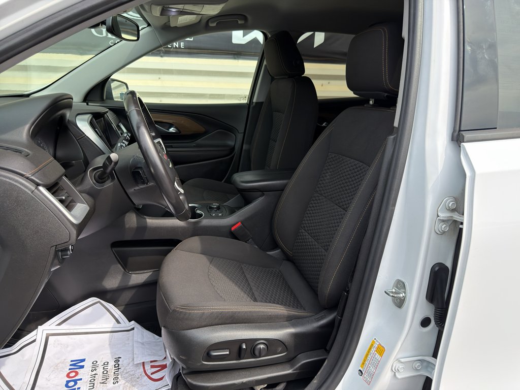 Used 2020 Summit White GMC SLE image 11