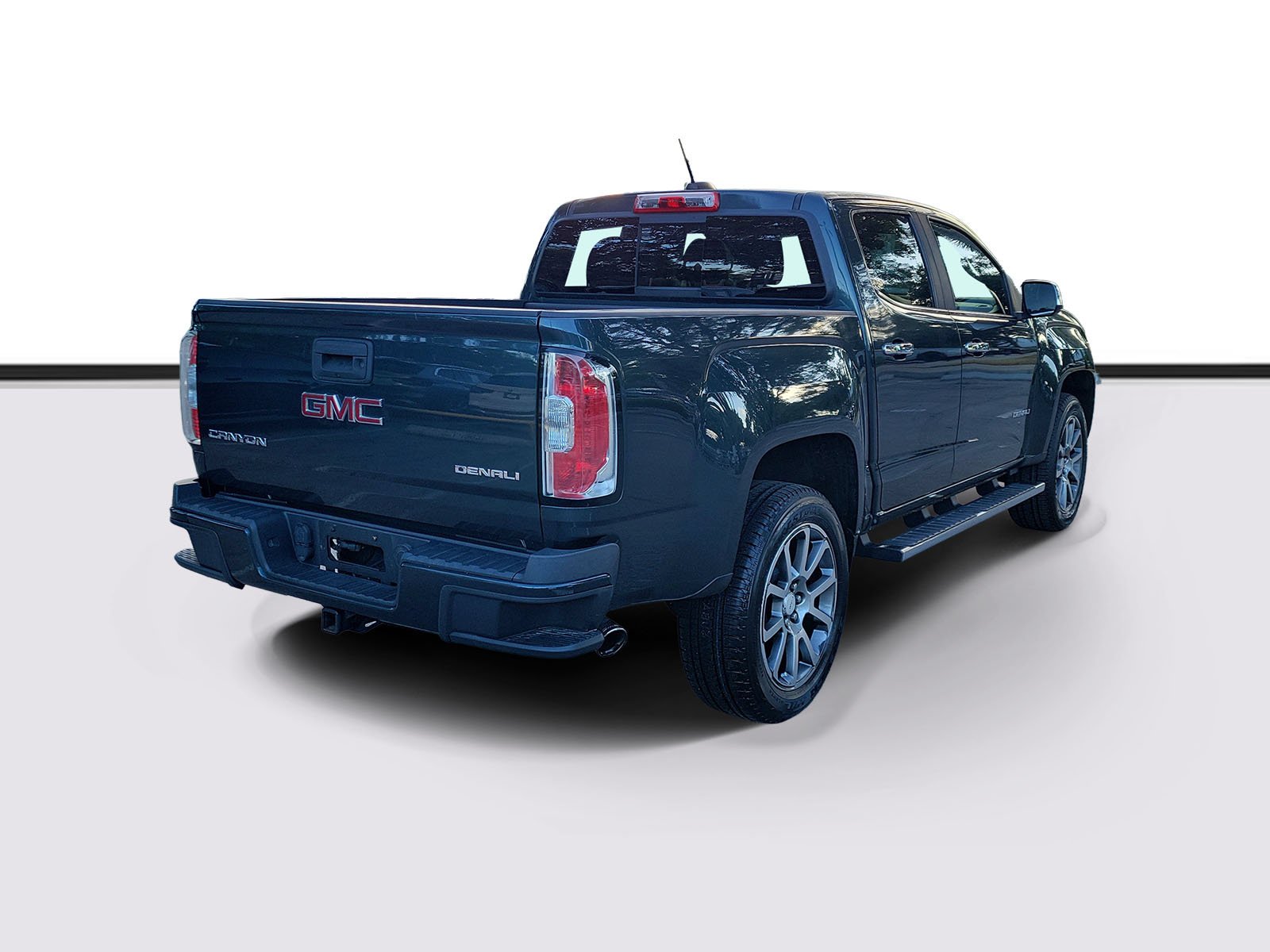 Used 2017 Dark Slate Metallic GMC 2WD Denali image 4