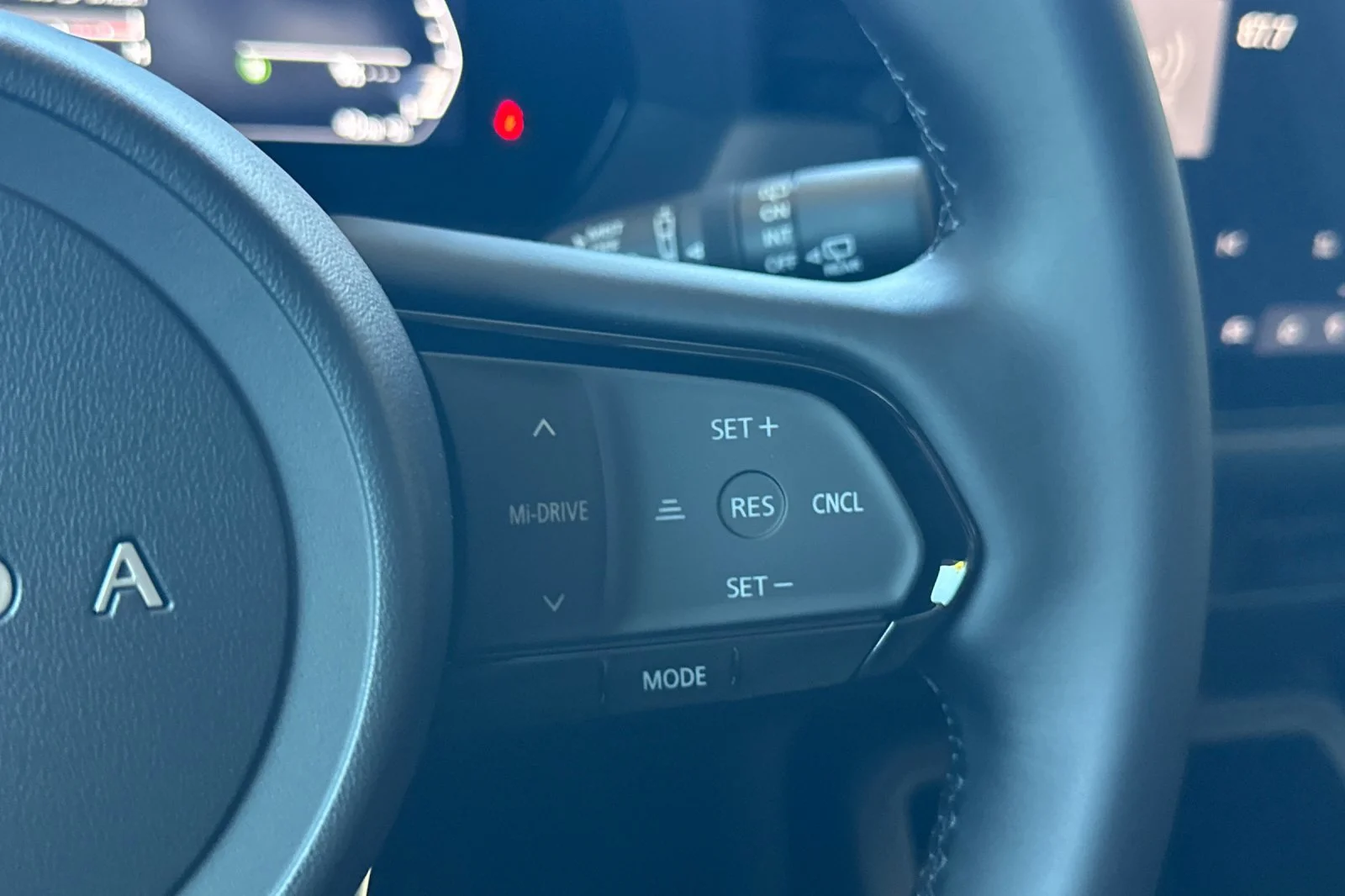 New 2026 Navy Blue Mica Mazda 2.5 S Select AWD image 28
