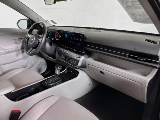2025 Hyundai Kona SEL - Photo 34