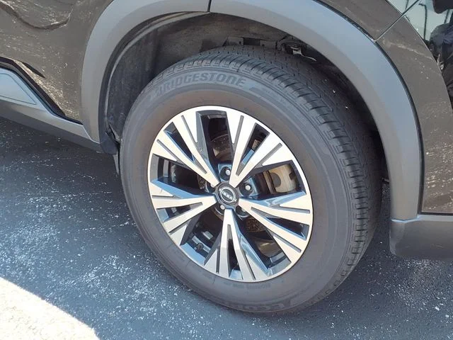 Used 2022 Black Nissan SV image 23