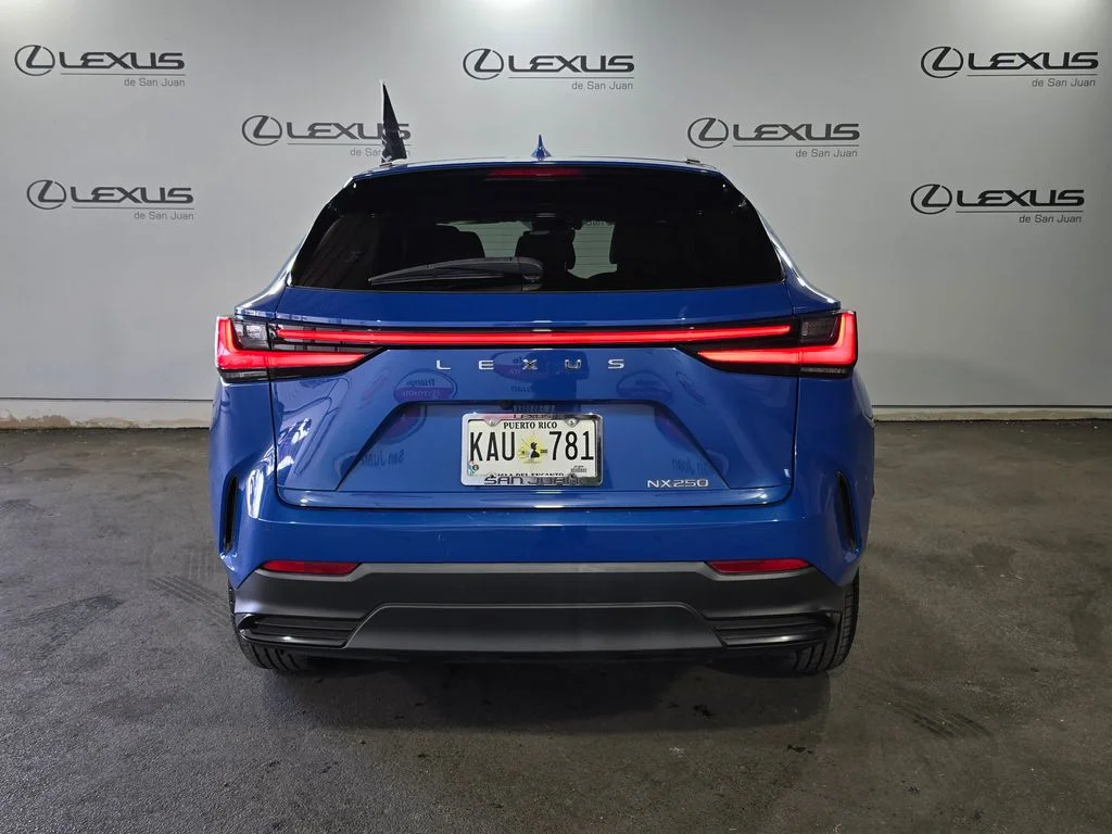 Used 2023  Lexus 250 Premium image 9