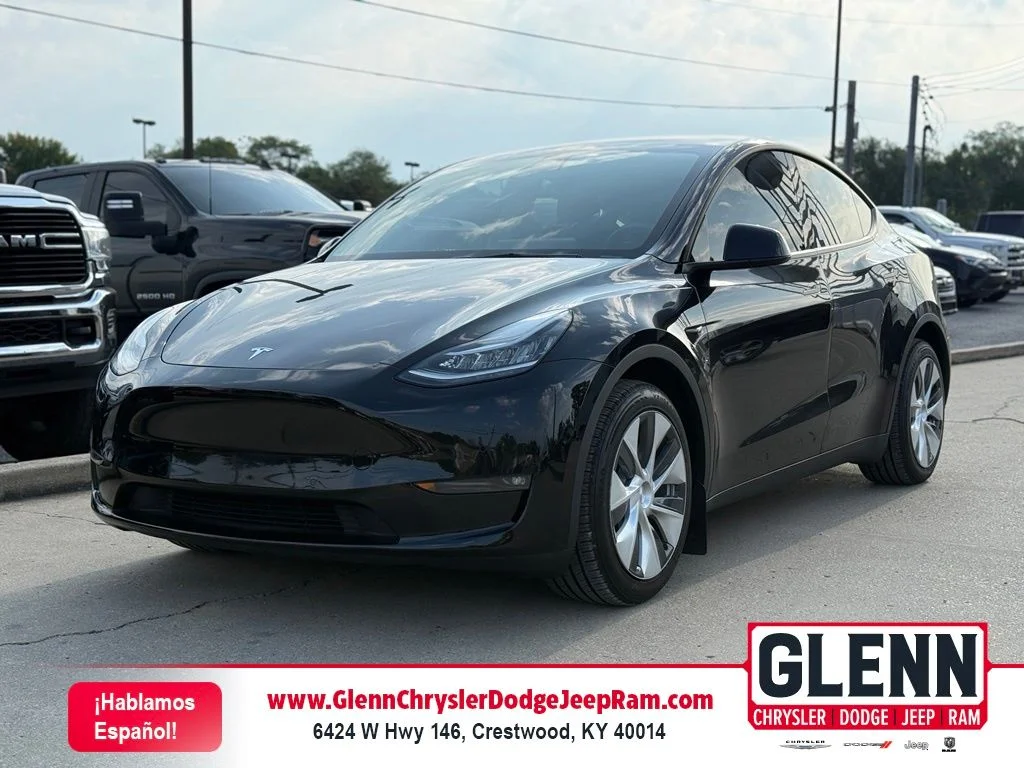 Used 2022 Black Tesla Long Range image 1