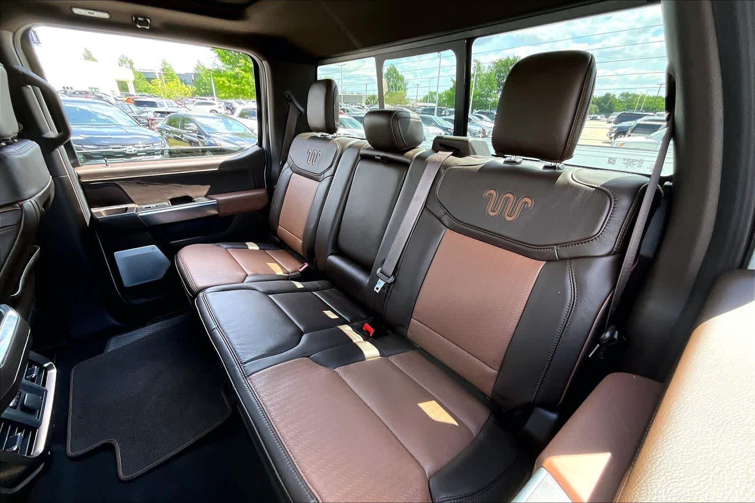 Used 2025 Star White Metallic Tri-Coat/Marsh Gray Ford King Ranch image 20