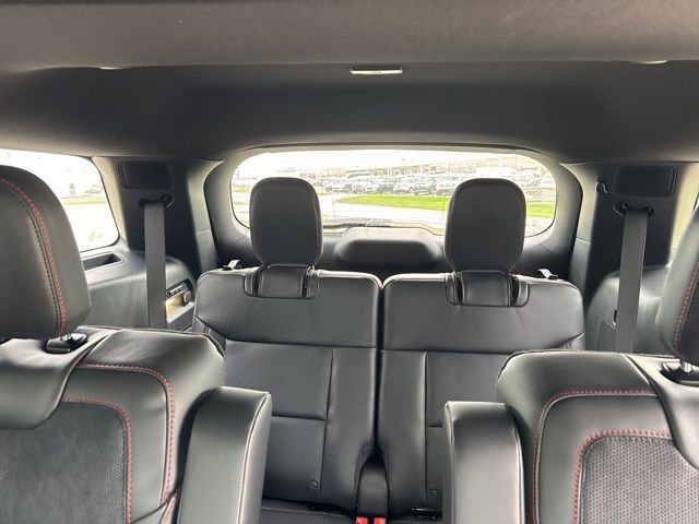 New 2026 Star White Metallic Tri-Coat Ford ST image 14