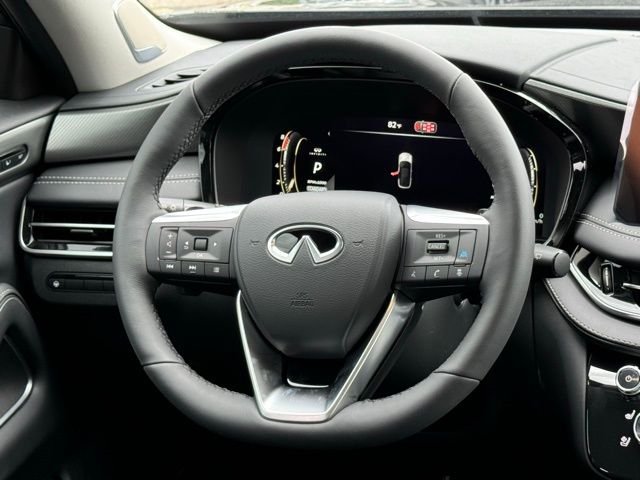 New 2027 MINERAL BLACK INFINITI Luxe FWD image 26