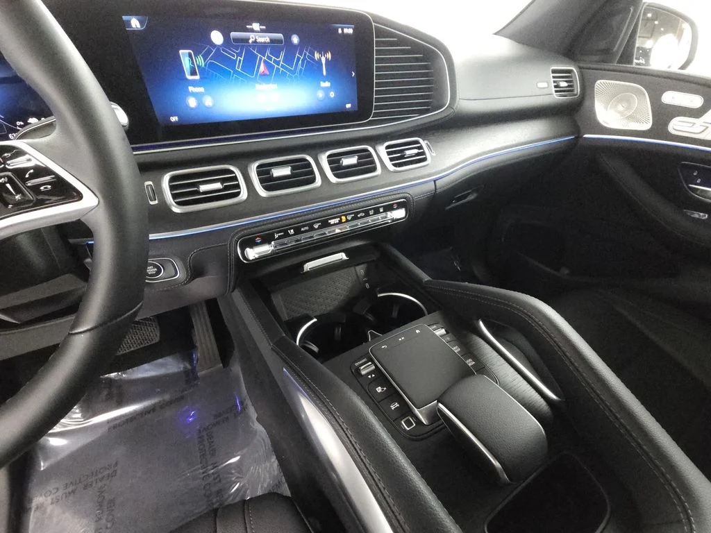 Used 2025 Polar White Mercedes-Benz GLE 450e image 15