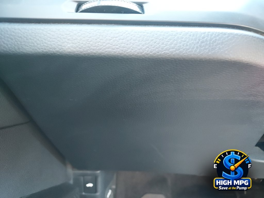 Used 2025 White Honda LX image 9