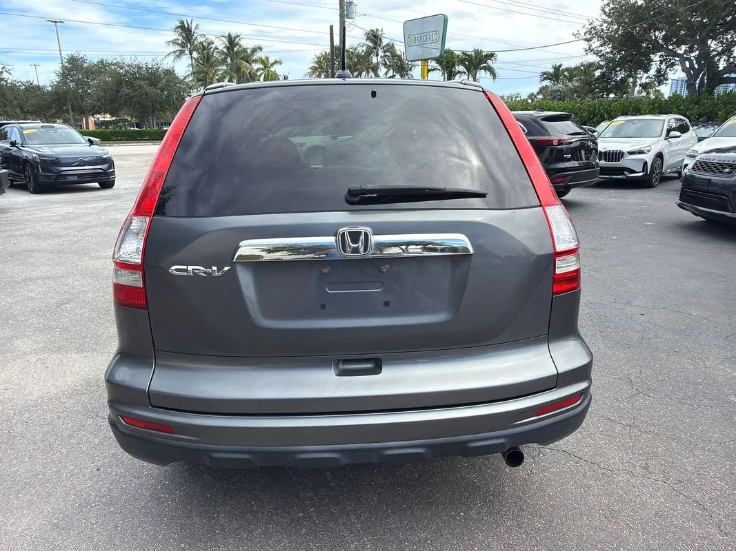 Used 2011 Gray Honda EX-L image 4