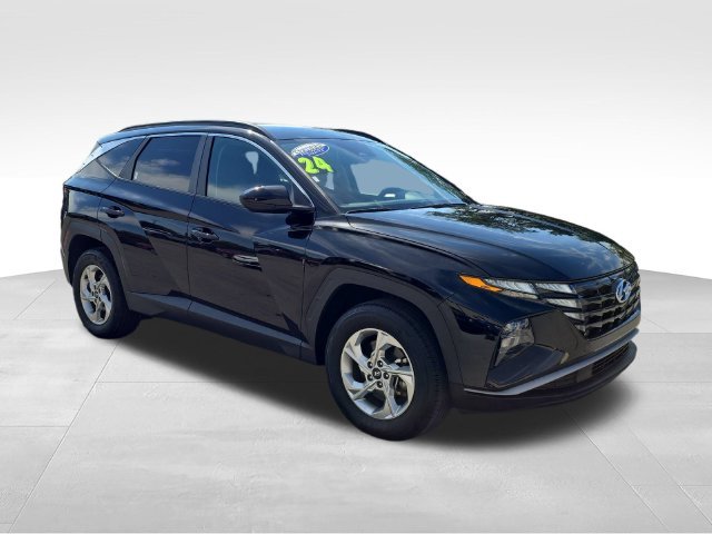 Used 2024 Black Hyundai SEL image 7