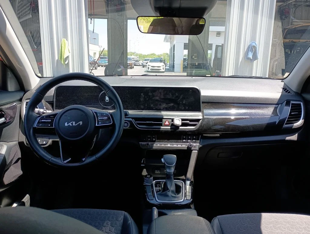 Used 2024 Orange Kia S image 10
