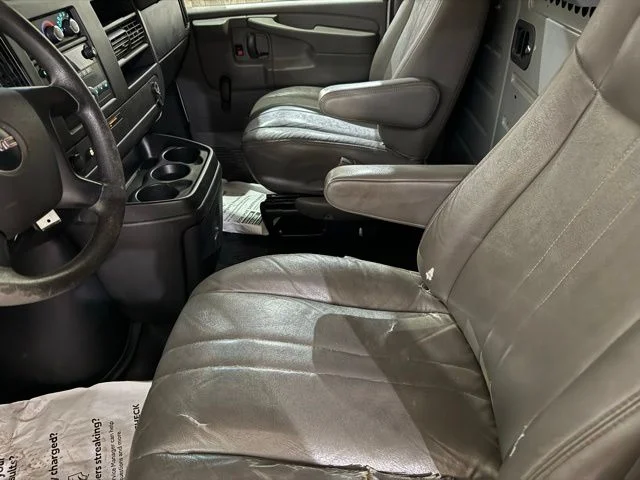 Used 2011 Summit White GMC Work Van image 9