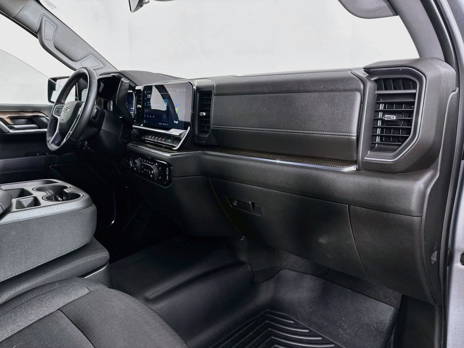 Used 2023 Sterling Gray Metallic Chevrolet RST image 27