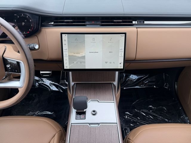 New 2026 Santorini Black Land Rover SE image 14