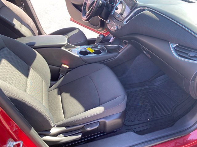 Used 2016 Red Chevrolet LT image 37