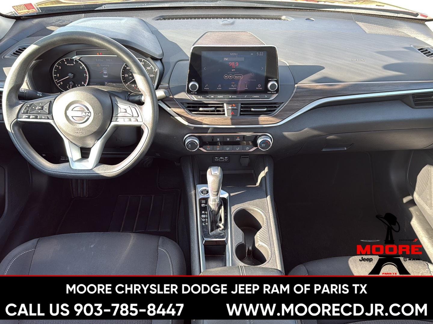 Used 2025 Garnet Pearl Metallic Nissan SV image 26