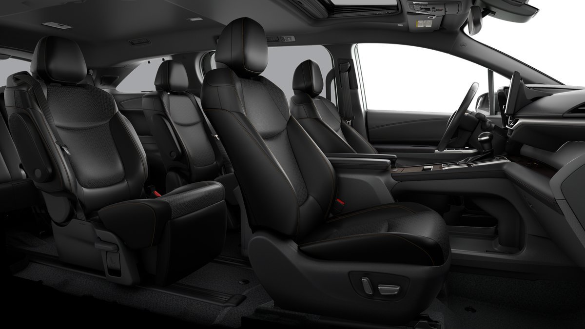 New 2026 Wind Chill Pearl Toyota Platinum image 42