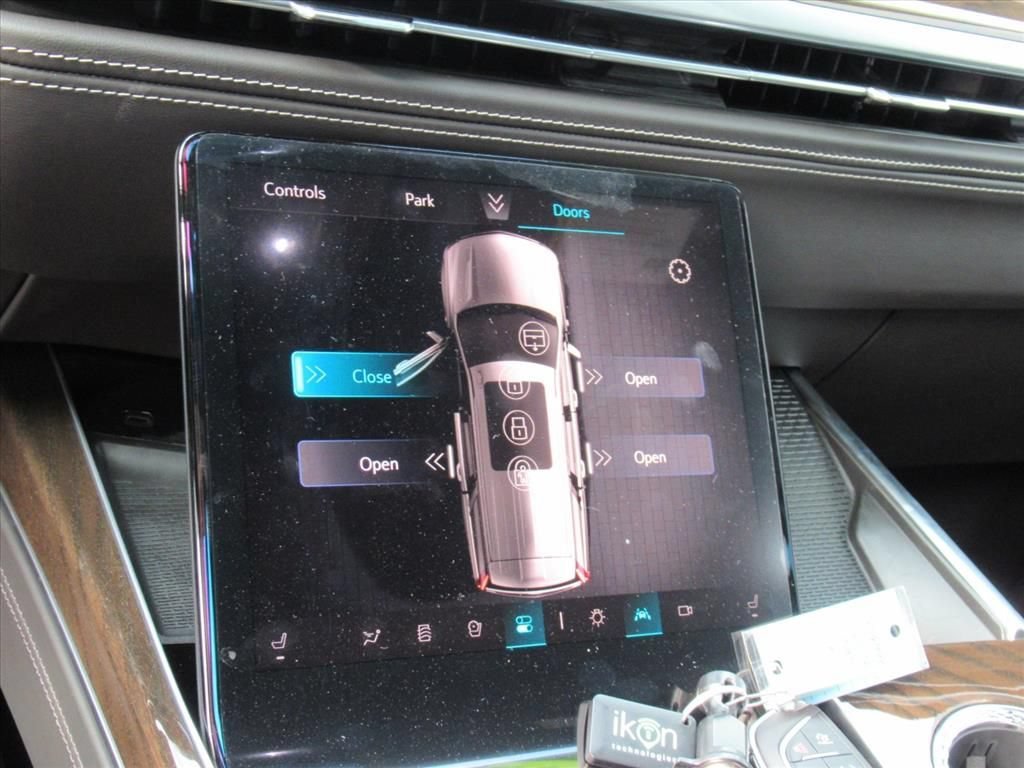2026 Cadillac Escalade Platinum Sport - Photo 25