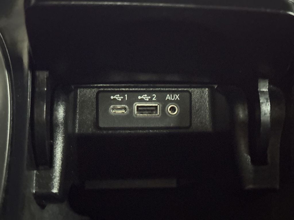 Used 2021 Super Black Nissan SR image 32