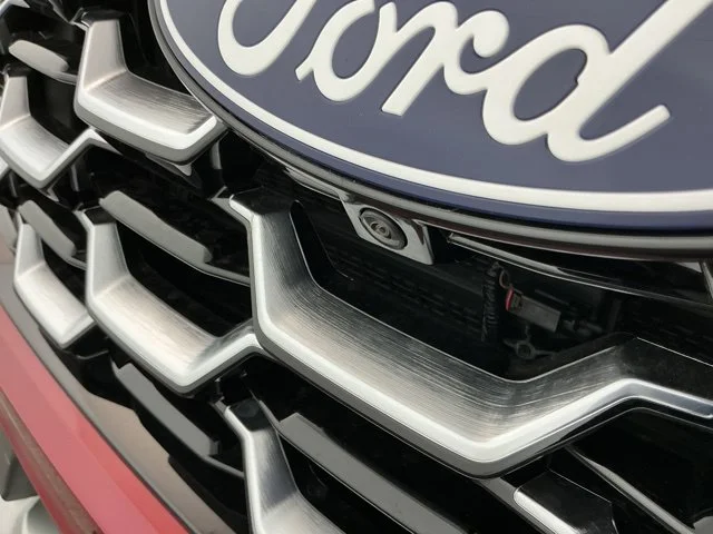 New 2027 Ruby Red Metallic Tinted Clearcoat Ford Platinum image 10