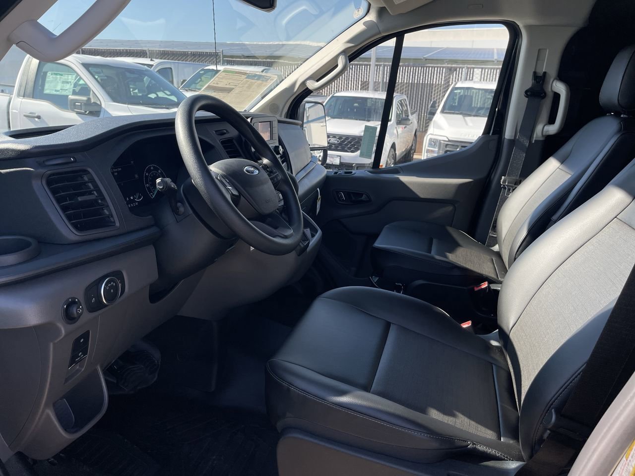 New 2025 Agate Black Metallic Ford  image 17