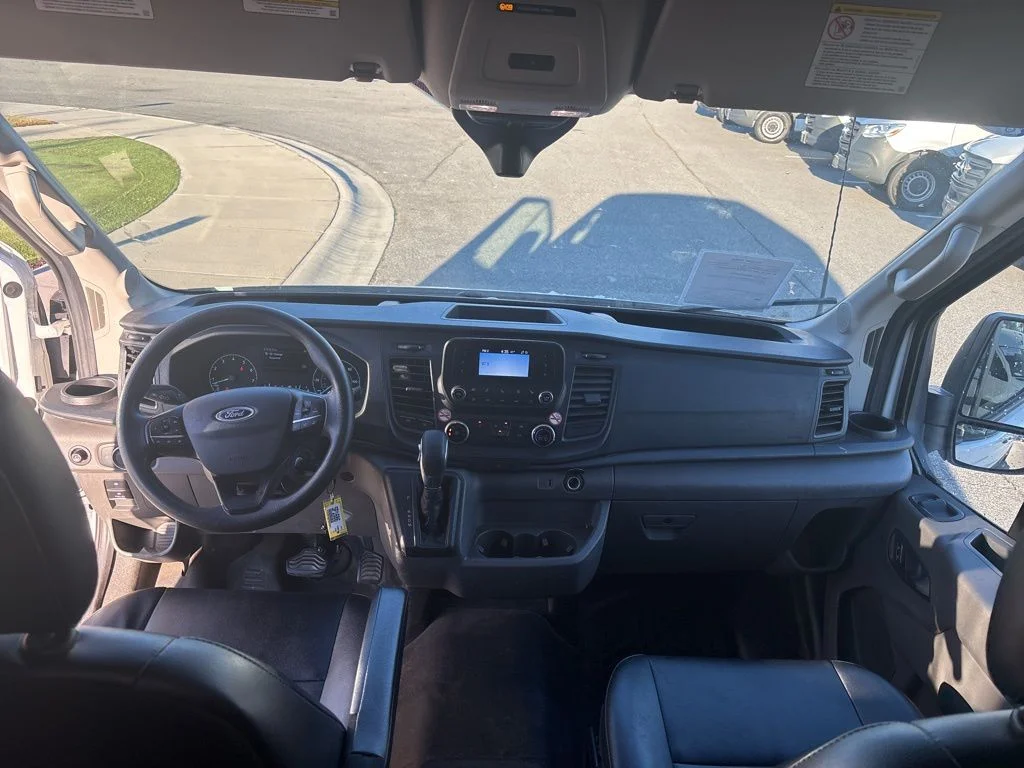 Used 2023 White Ford Base image 40