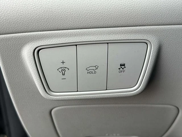 Used 2024 Black Hyundai SEL image 26