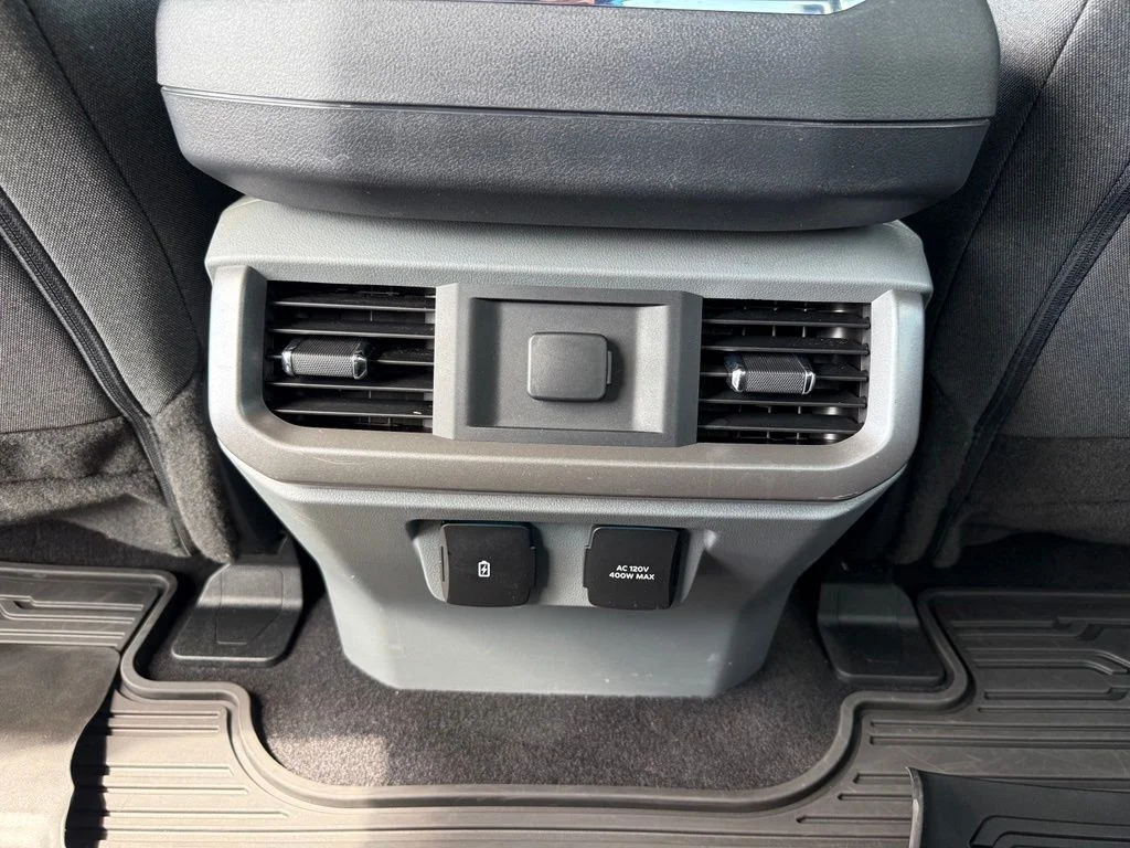Certified Used 2023 Gray Ford XLT image 16