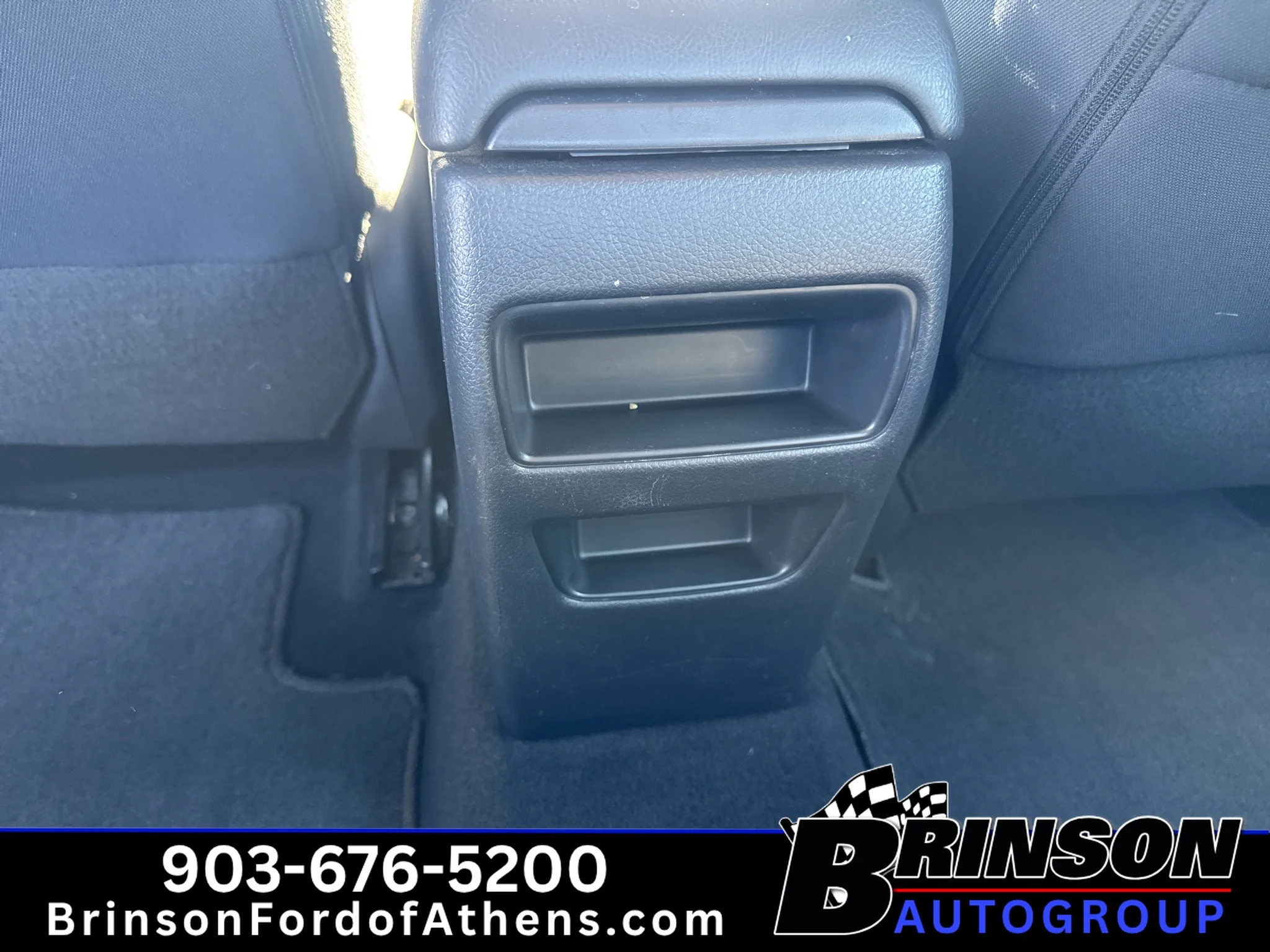 Used 2015 Super Black Nissan SV image 11