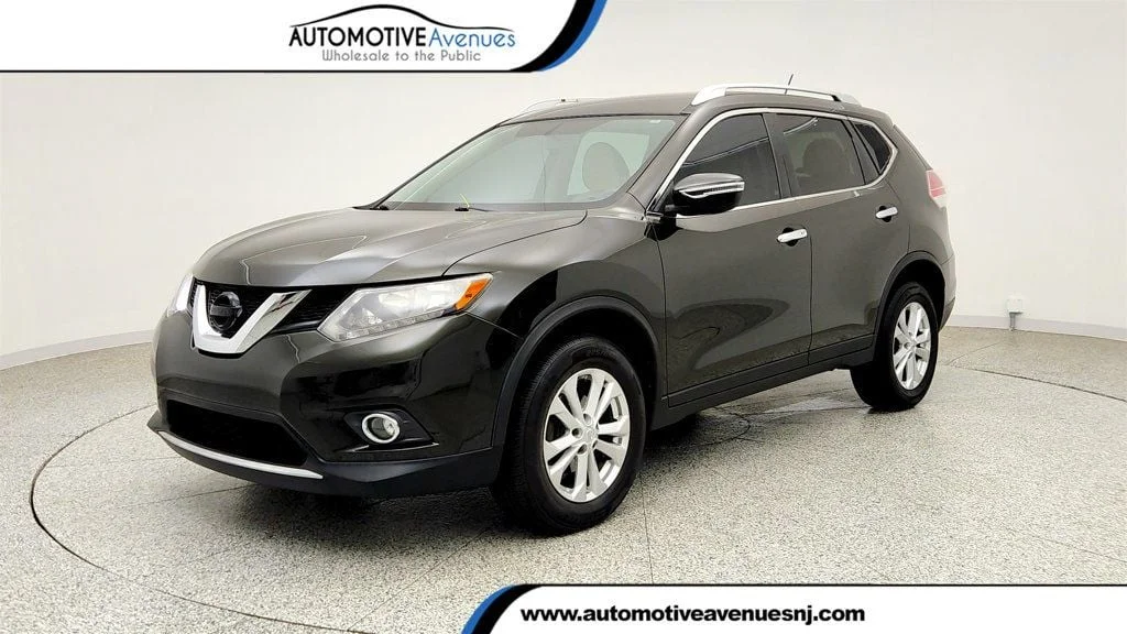 Used 2016 Midnight Jade Nissan AWD 4dr SV image 1
