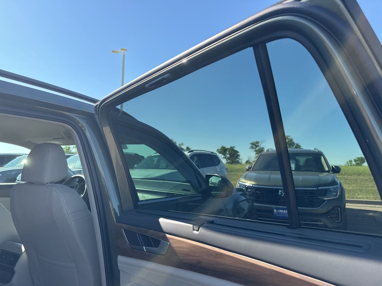 New 2026 Green Volkswagen 2.0T SE w/Technology image 39