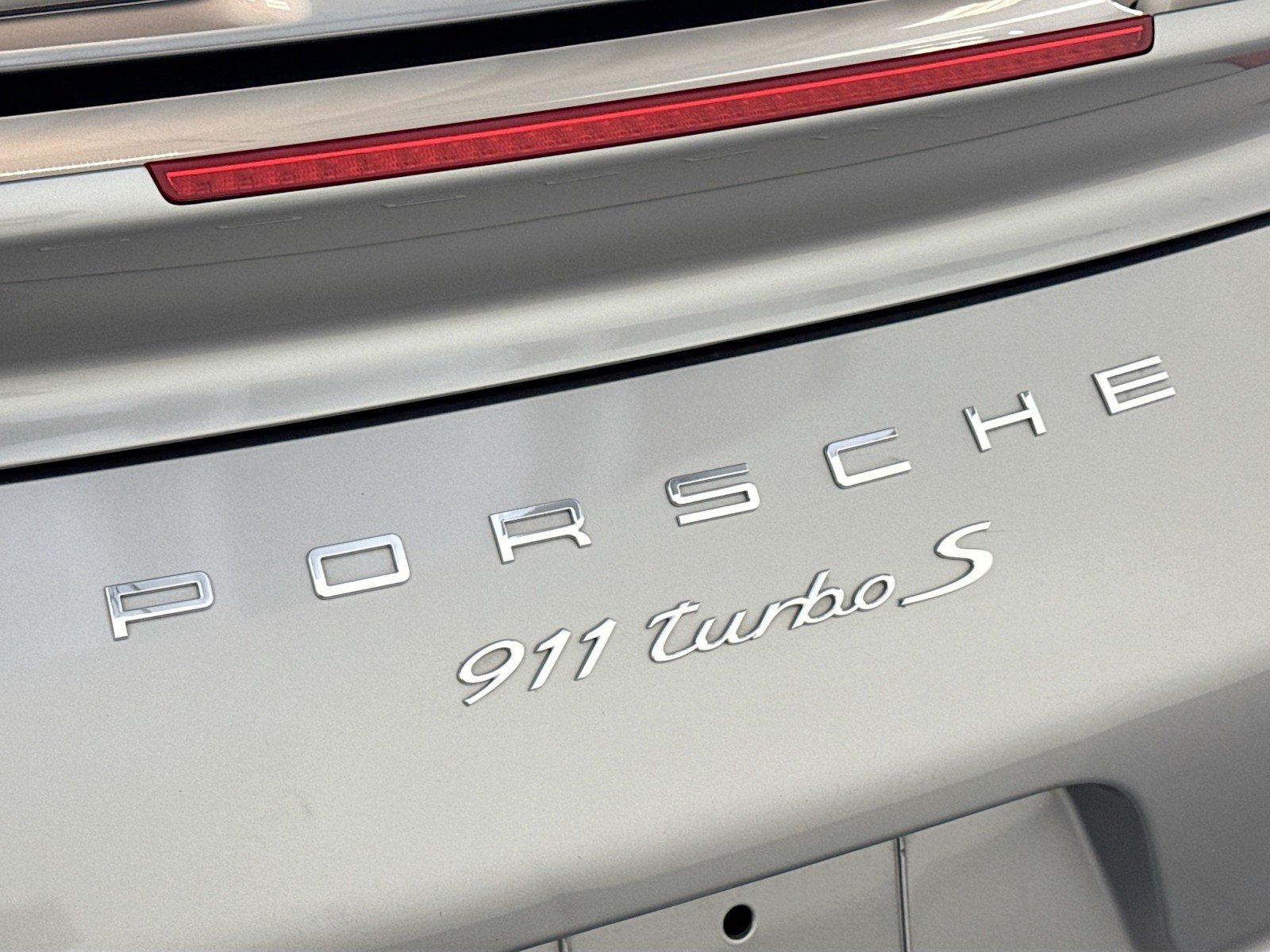 Used 2014 GT Silver Metallic Porsche Turbo S image 23