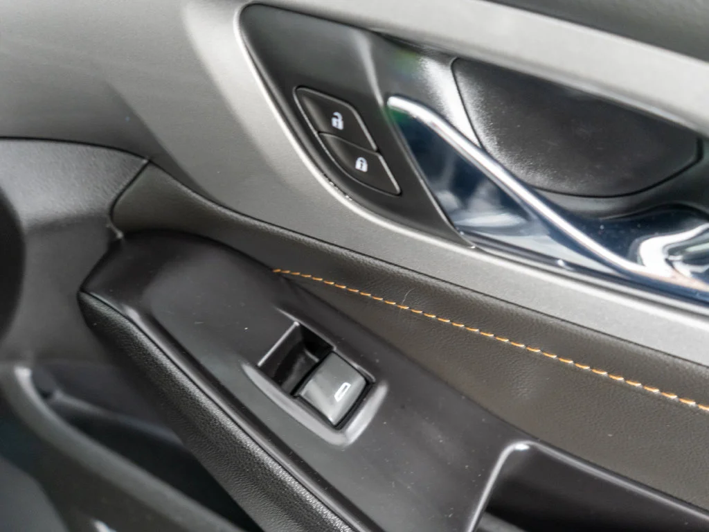 Used 2020 Black Chevrolet RS image 9