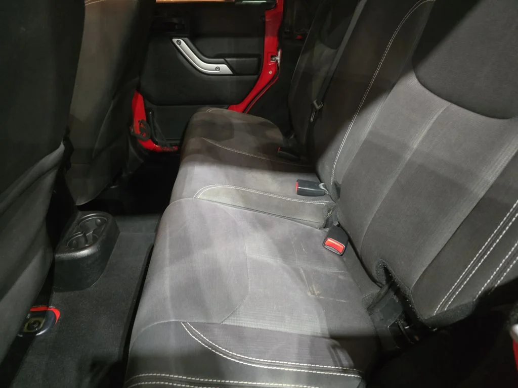 Used 2015 Red Jeep Sahara image 50