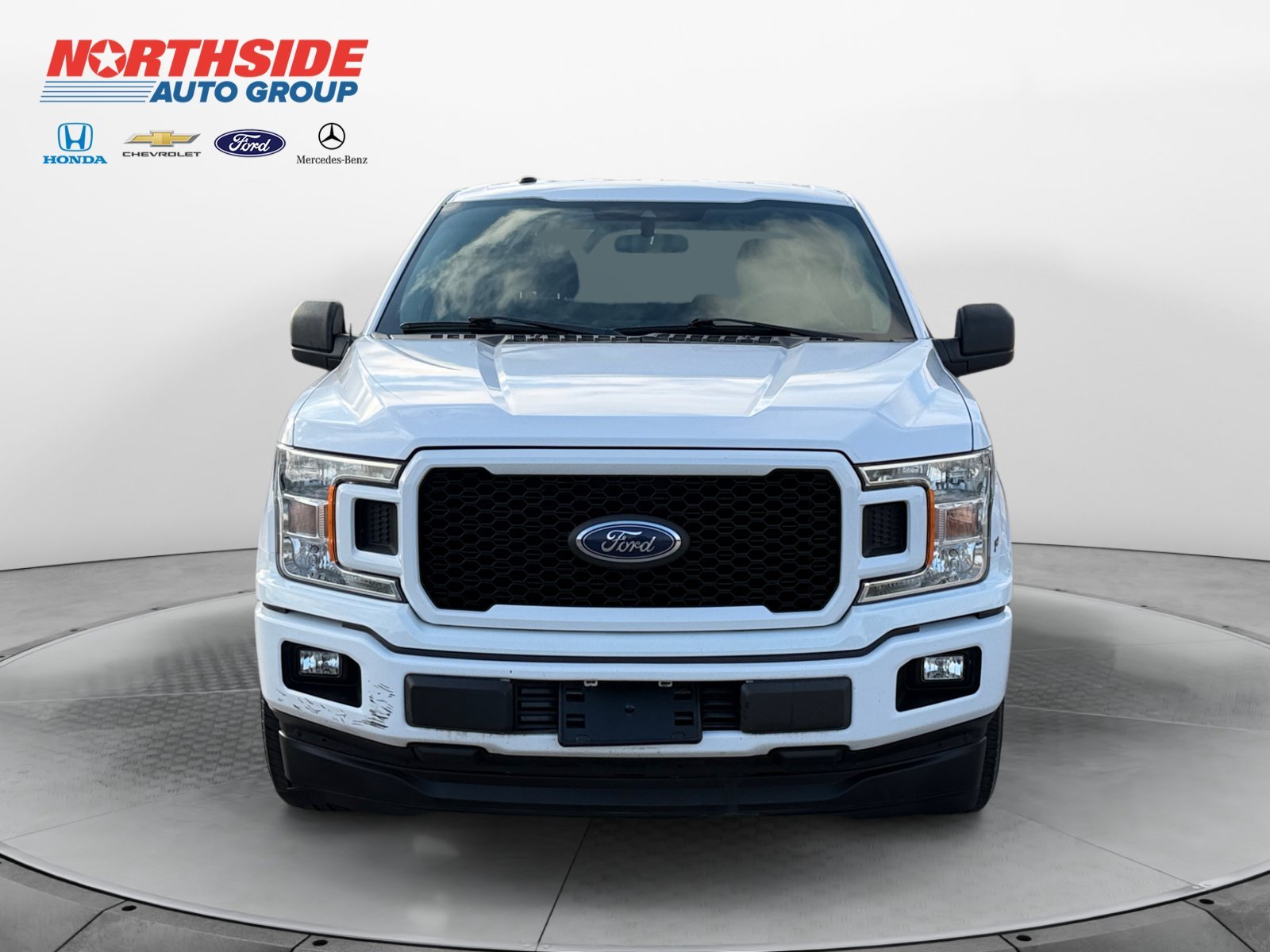 Used 2019 Oxford White Ford XL image 2