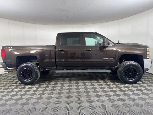 Used 2018 Havana Metallic Chevrolet LT image 2