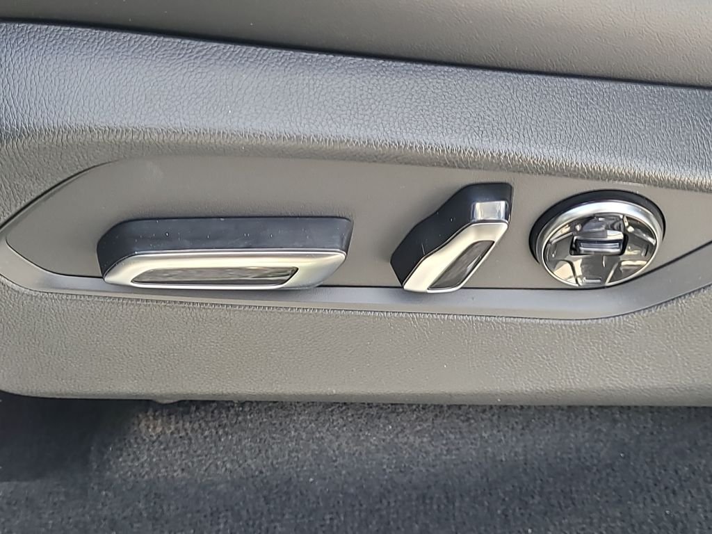 New 2026 Liquid Carbon Metallic Acura Advance Package image 19