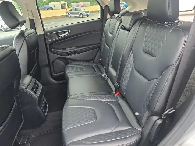 Used 2024 Silver Ford Titanium image 15