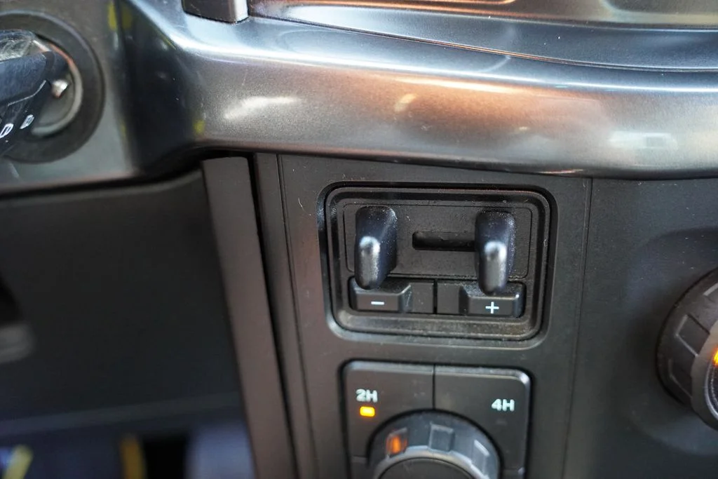 Certified Used 2022 Agate Black Metallic Ford XL image 28